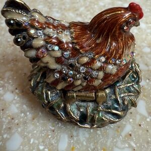 Jay Strongwater Rhinestone Decorative Chicken Chick Figurine Trinket Pill Box